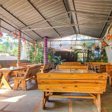 Treebo Trend Ashwem Beach Resort Goa Mandrem Buitenkant foto