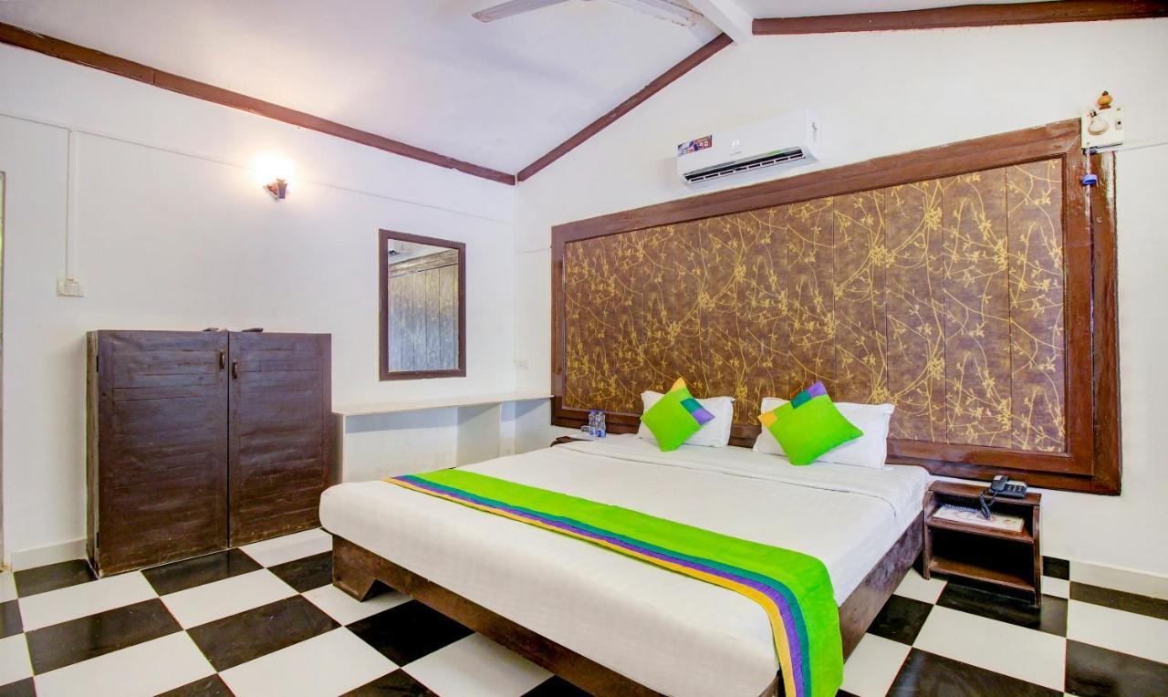 Treebo Trend Ashwem Beach Resort Goa Mandrem Buitenkant foto