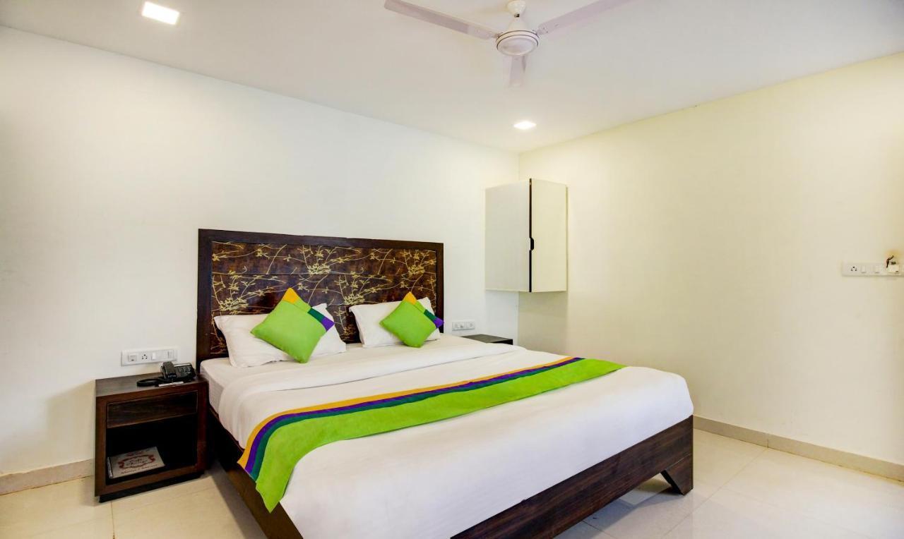 Treebo Trend Ashwem Beach Resort Goa Mandrem Buitenkant foto