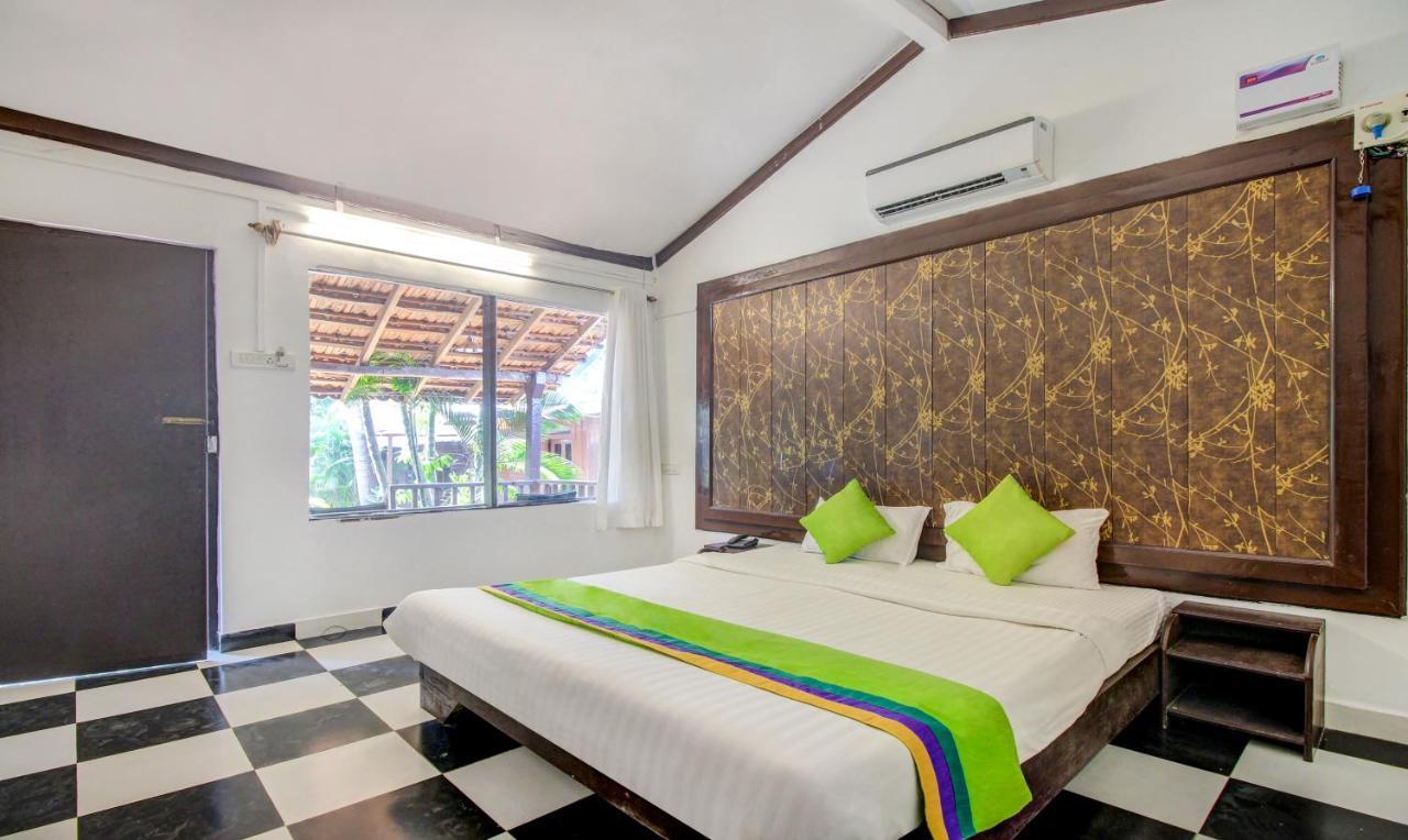 Treebo Trend Ashwem Beach Resort Goa Mandrem Buitenkant foto